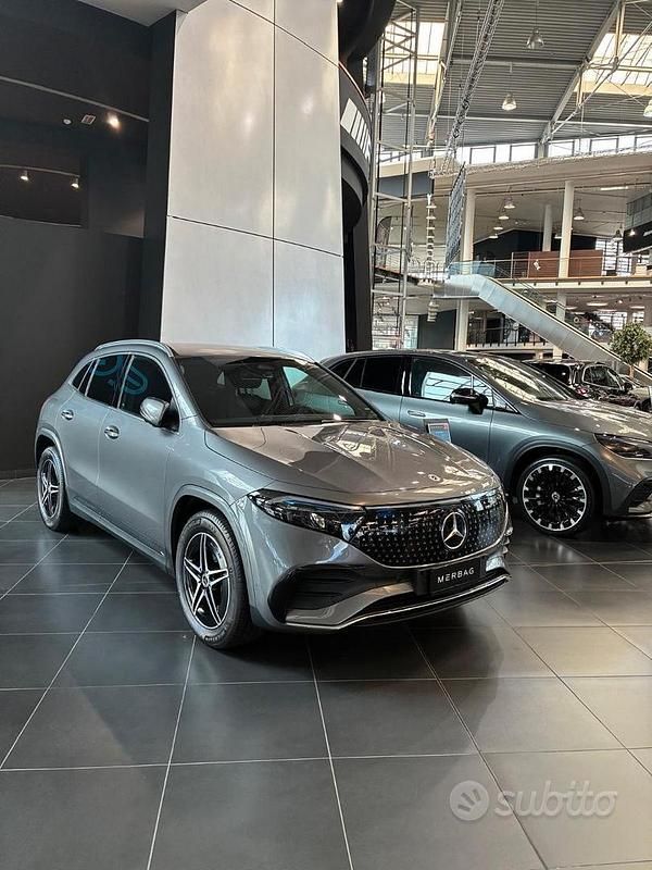 Grigio Usata 2024 Mercedes EQA300 Advanced SUV | 39.800 € (Ottimo prezzo) - Immagine 1/4