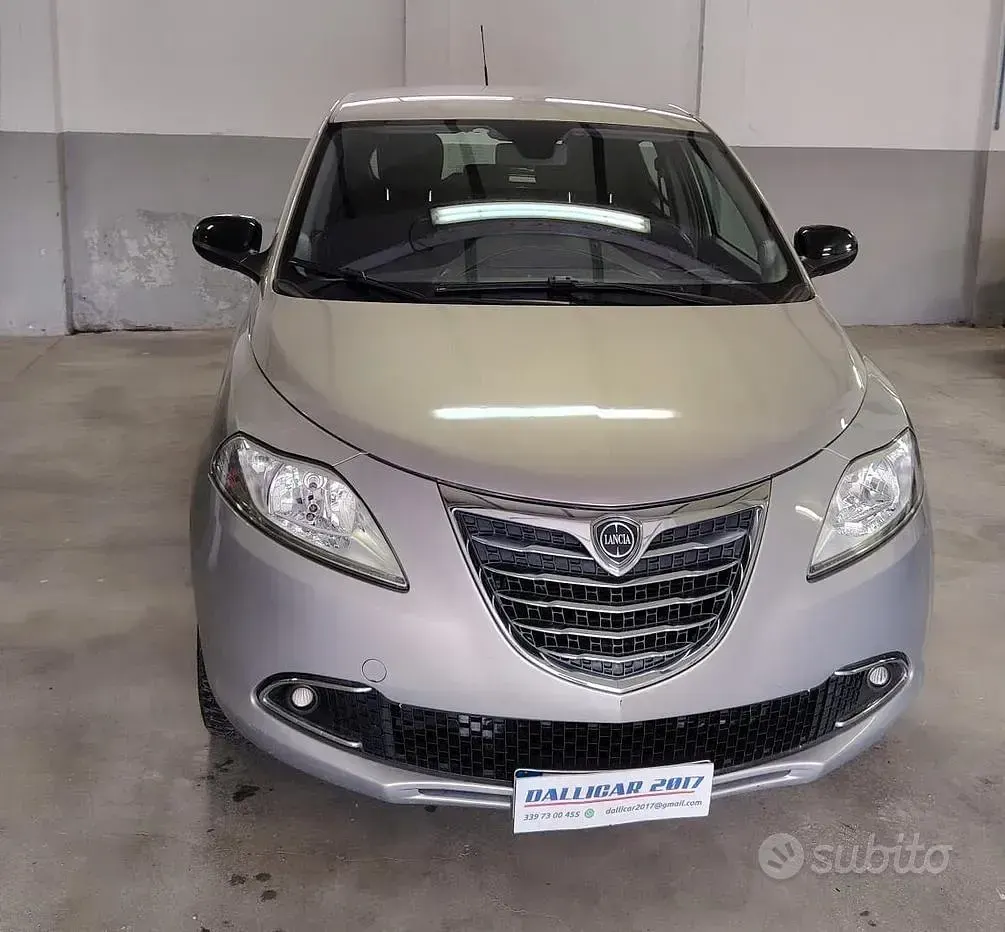 Usata Lancia Ypsilon 69 CV (50 kW) 2015 Utilitaria