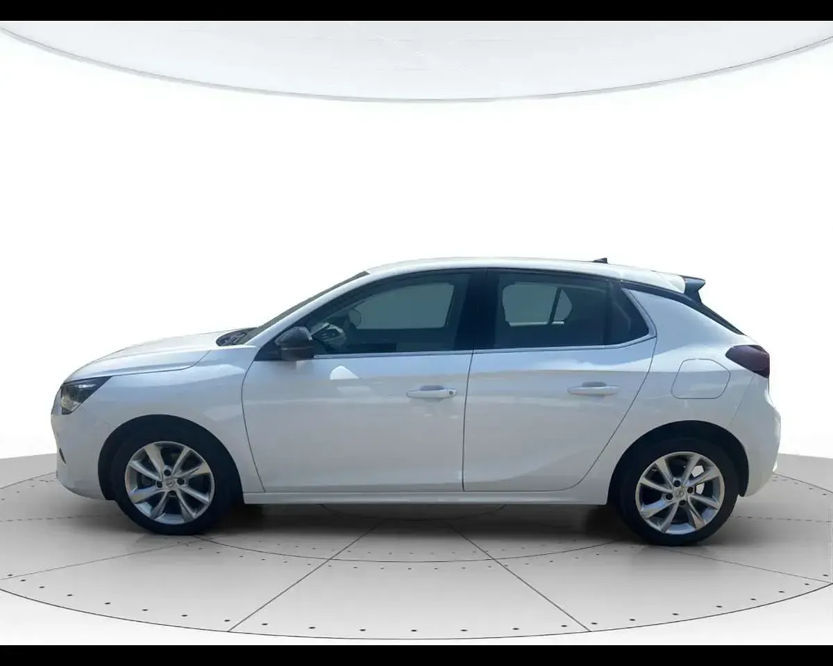 Usata Opel Corsa Elegance 101 CV (74 kW) 2023 Bianco Utilitaria