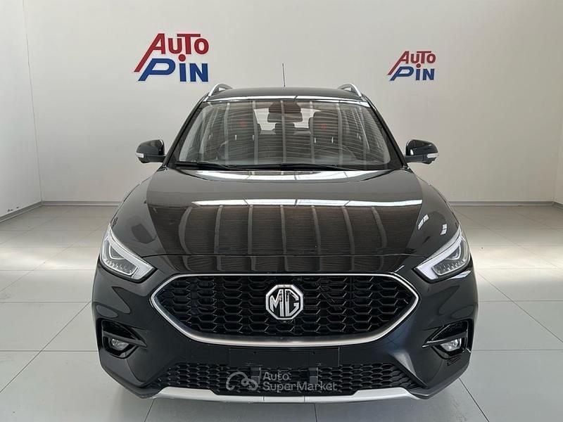 Usata MG ZS Luxury 106 CV (77 kW) 2024 Nero SUV
