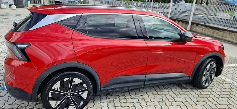 Rosso Usata 2024 Renault Scénic Evolution Monovolume | 27.000 € - Immagine 1/4