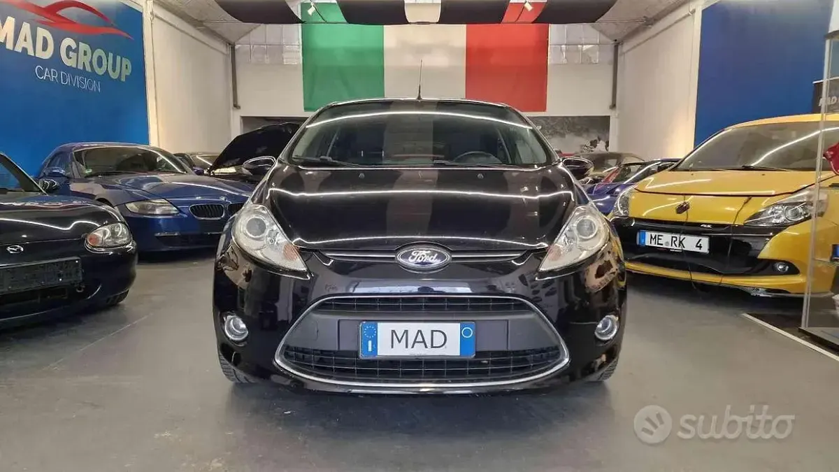 Usata Ford Fiesta Titanium 69 CV (50 kW) 2012 Nero Berlina