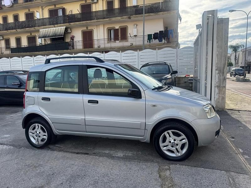 Usata Fiat Panda Climbing 60 CV (44 kW) 2008 Grigio Utilitaria