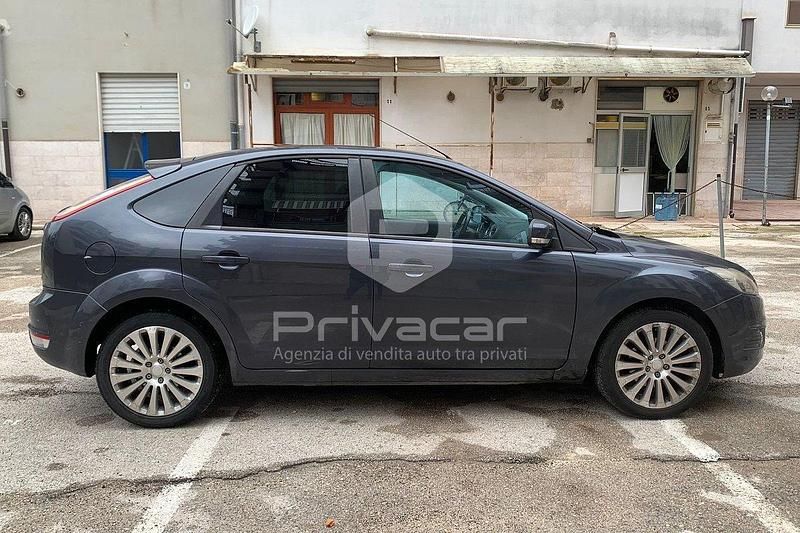 Usata Ford Focus 110 CV (80 kW) 2008 Blu Berlina
