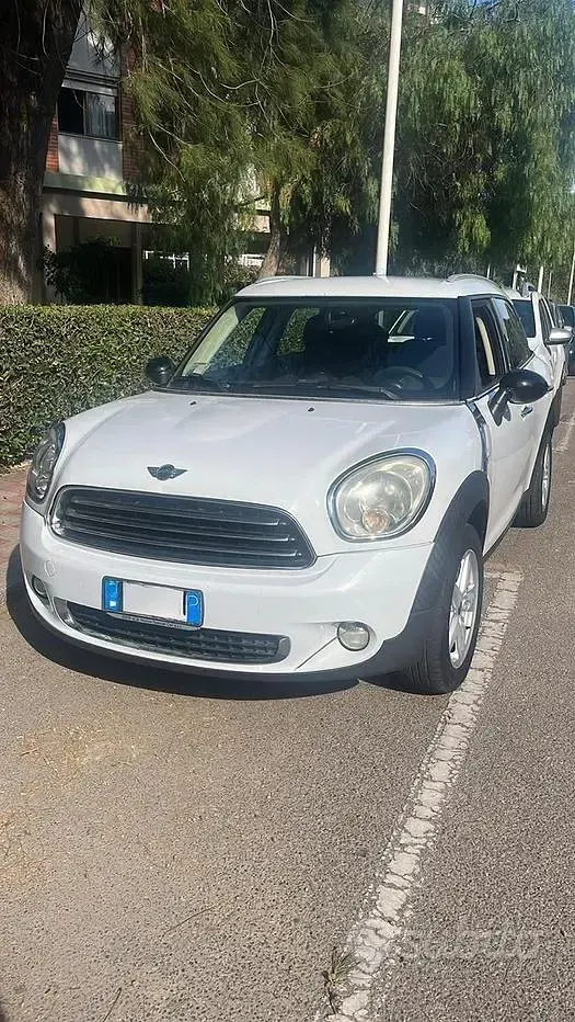 Usata Mini One Countryman 98 CV (72 kW) 2010 Bianco SUV