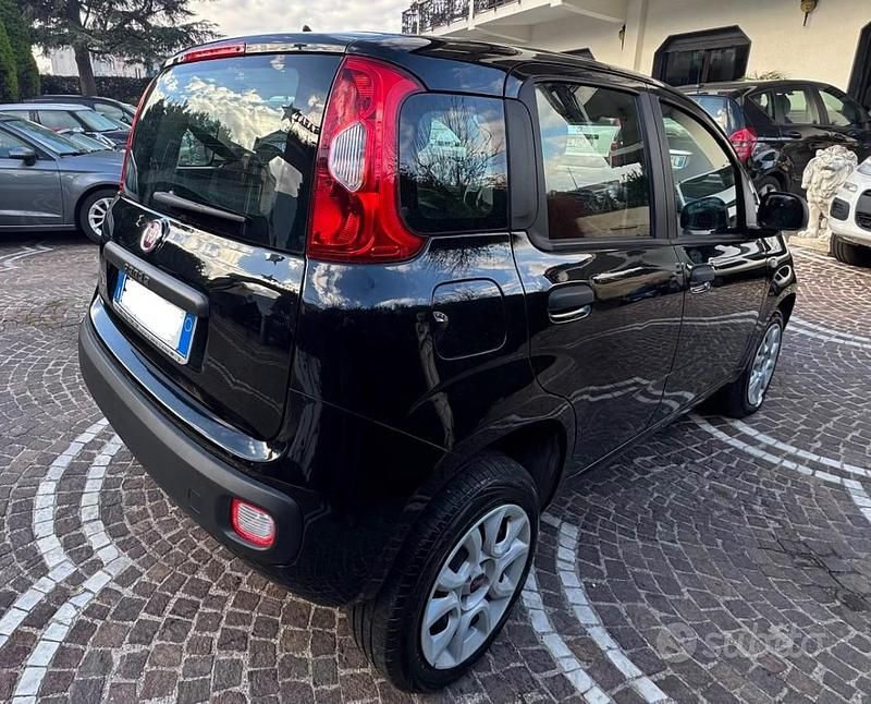 Usata Fiat Panda Lounge 62 CV (45 kW) 2016 Nero Berlina
