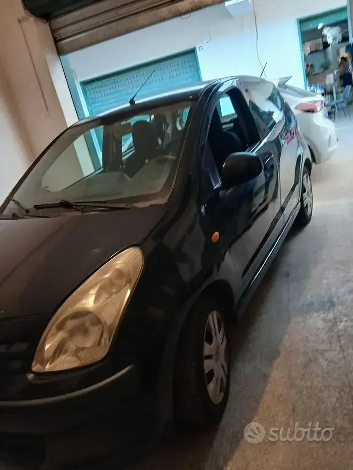 Usata Nissan Pixo 68 CV (50 kW) 2012 Nero Utilitaria