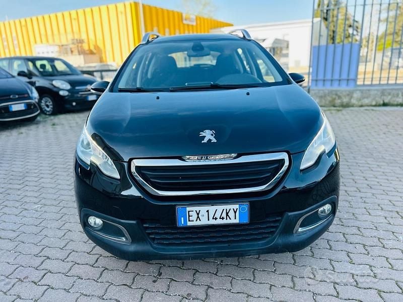 Usata Peugeot 2008 Active 68 CV (50 kW) 2014 Nero SUV