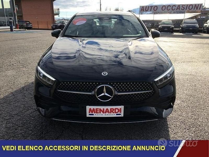 Usata Mercedes A180 Advanced Plus 116 CV (85 kW) 2024 Nero Berlina