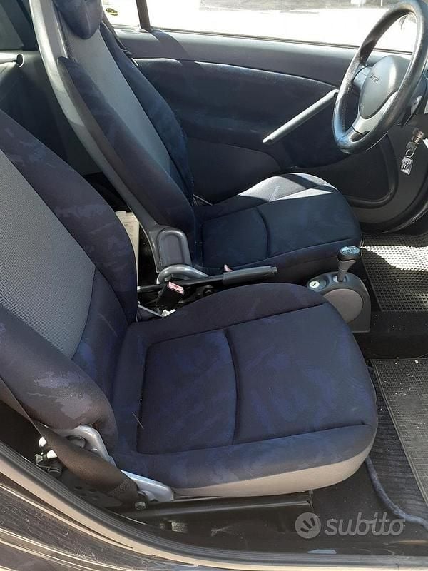 Usata Smart ForTwo Coupé 2006 Utilitaria