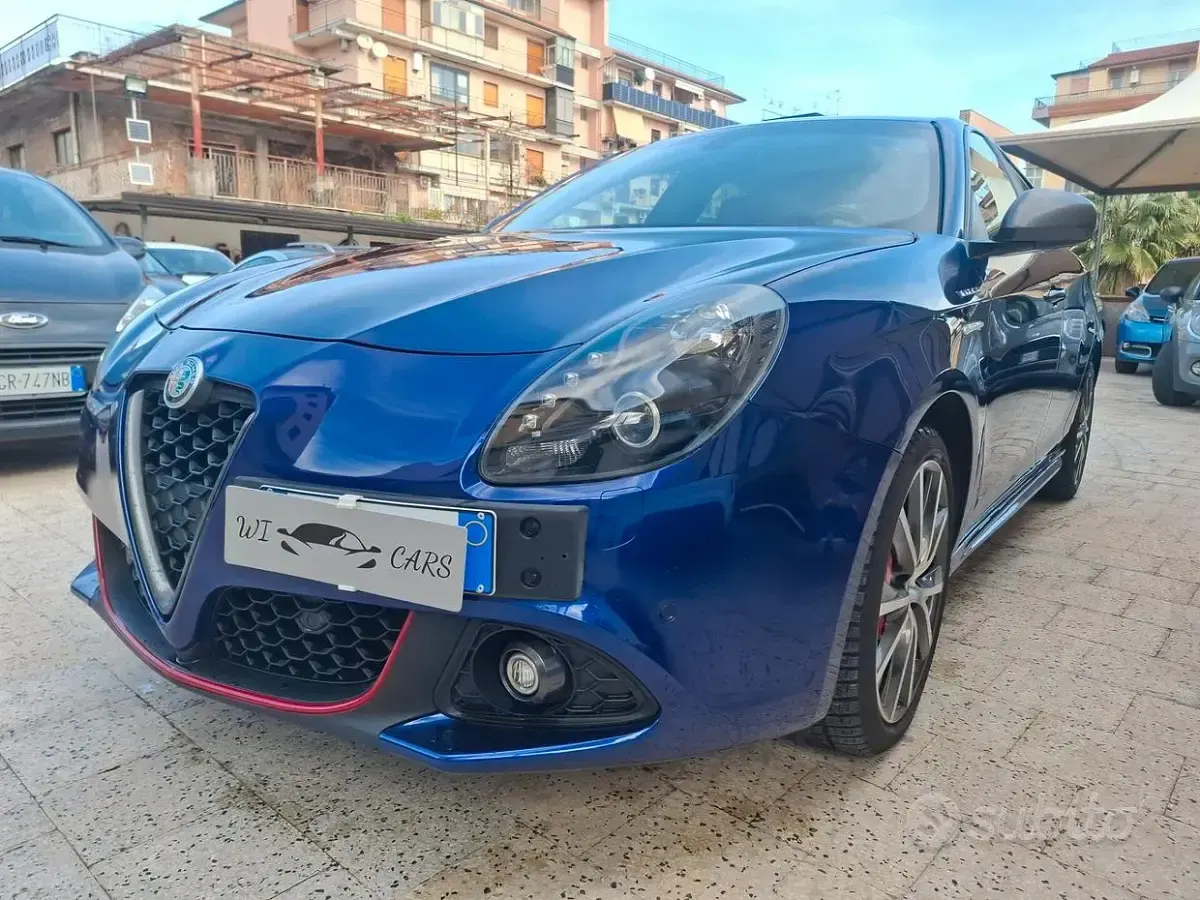 Usata Alfa Romeo Giulietta 120 CV (88 kW) 2017 Blu Utilitaria