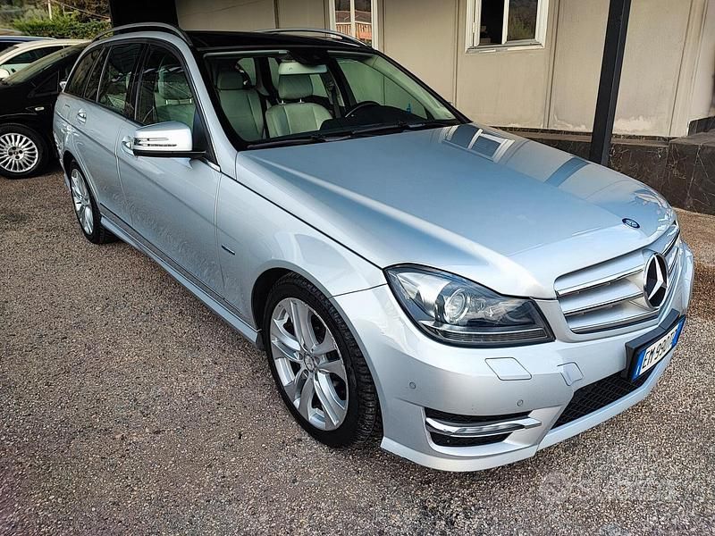 Usata Mercedes C250 Avantgarde 203 CV (149 kW) 2012 Grigio Station wagon