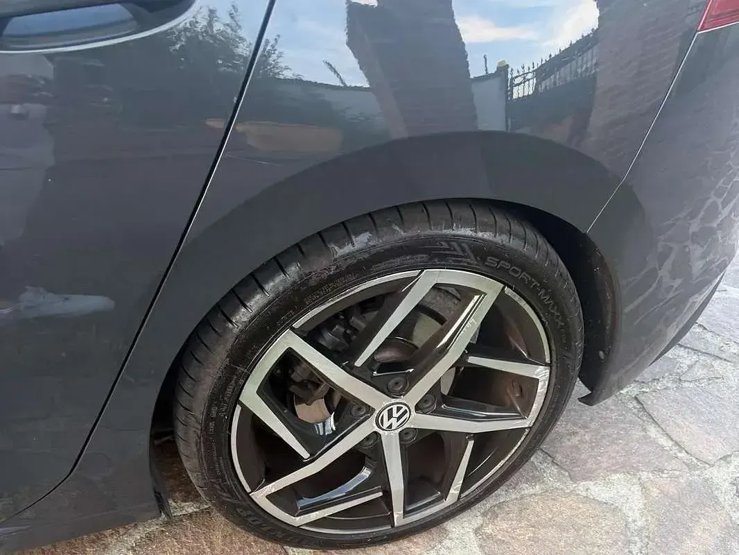 Usata VW Golf VIII Comfortline 101 CV (74 kW) 2020 Grigio Berlina
