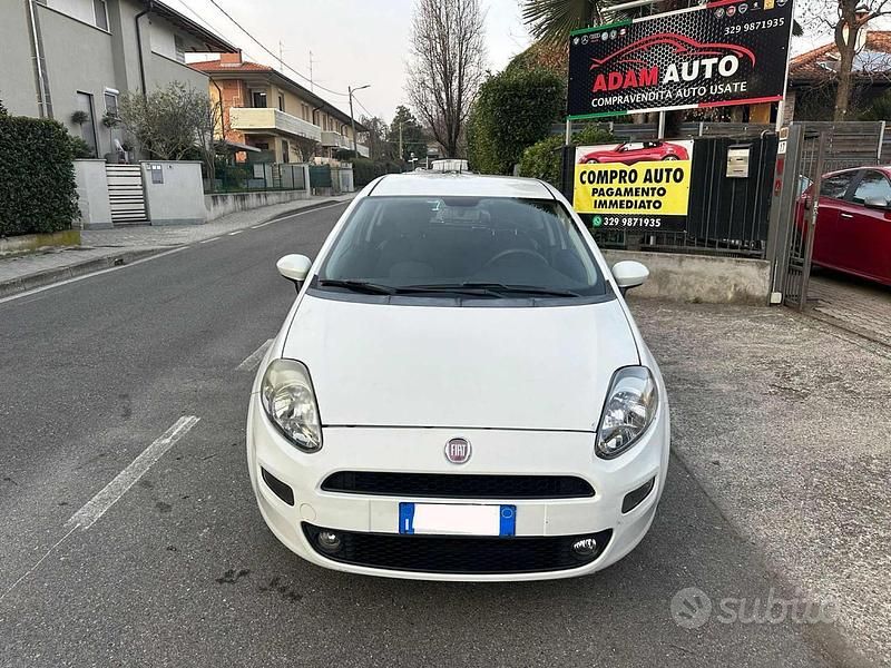 Usata Fiat Punto Evo Emotion 77 CV (56 kW) 2012 Bianco Utilitaria