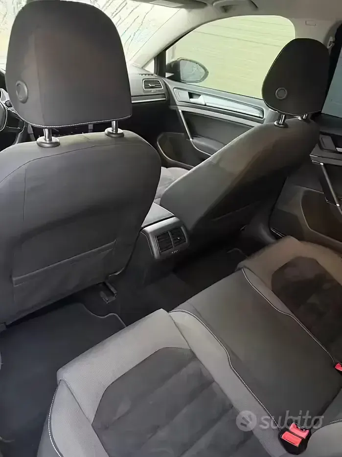 Usata VW Golf VII 110 CV (80 kW) 2015 Berlina