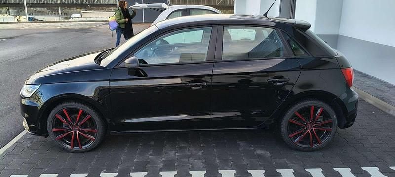 Usata Audi A1 Sportback Ambiente 82 CV (60 kW) 2016 Nero Utilitaria