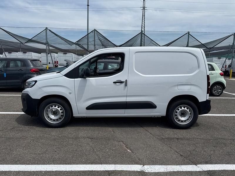 Nuova Peugeot E-Partner 100 kW (136 CV) 2025 Monovolume