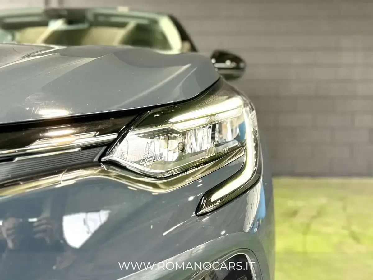 Usata Renault Captur Techno 90 CV (66 kW) 2023 Grigio SUV