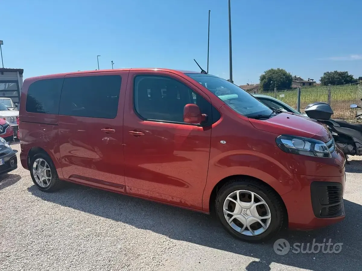 Usata Citroën Spacetourer Business Class 120 CV (88 kW) 2021 Arancione Monovolume