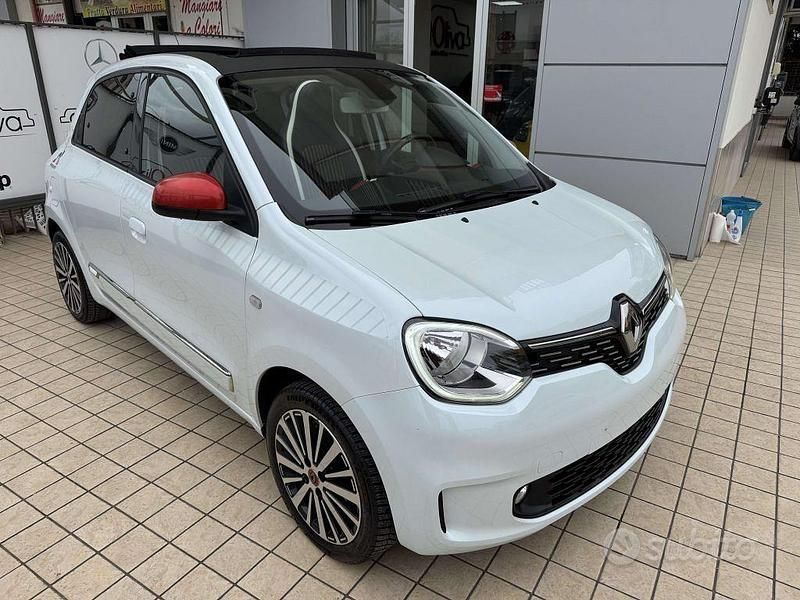 Begagnad Renault Twingo SE 69 HK (50 kW) 2020 Grå Halvkombi