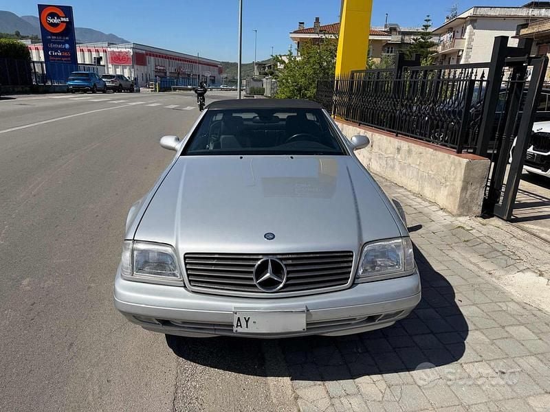 Usata Mercedes SL320 224 CV (164 kW) 1998 Cabrio