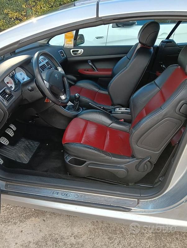 Usata Peugeot 307 CC 109 CV (80 kW) 2004 Grigio Cabrio