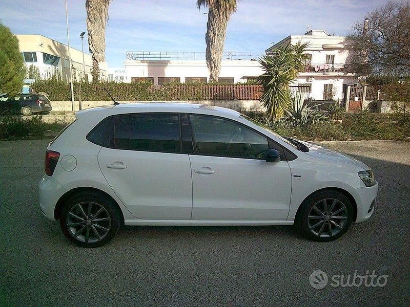 Usata VW Polo 74 CV (54 kW) 2014 Bianco Berlina