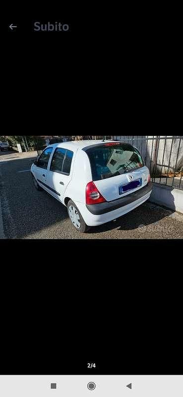 Usata Renault Clio II 58 CV (42 kW) 2003 Berlina