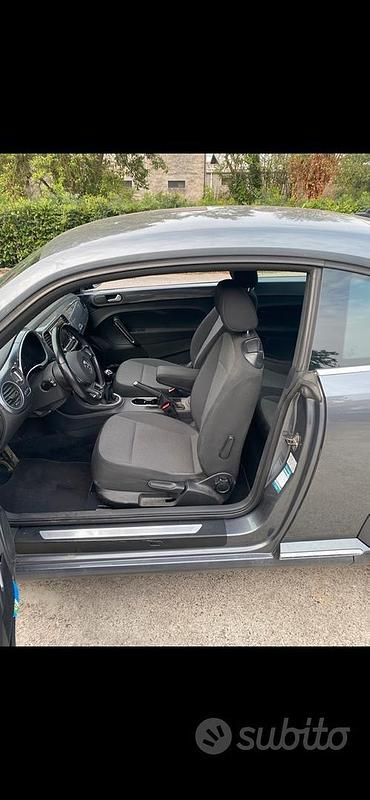 Usata VW Beetle 2012 Grigio Utilitaria