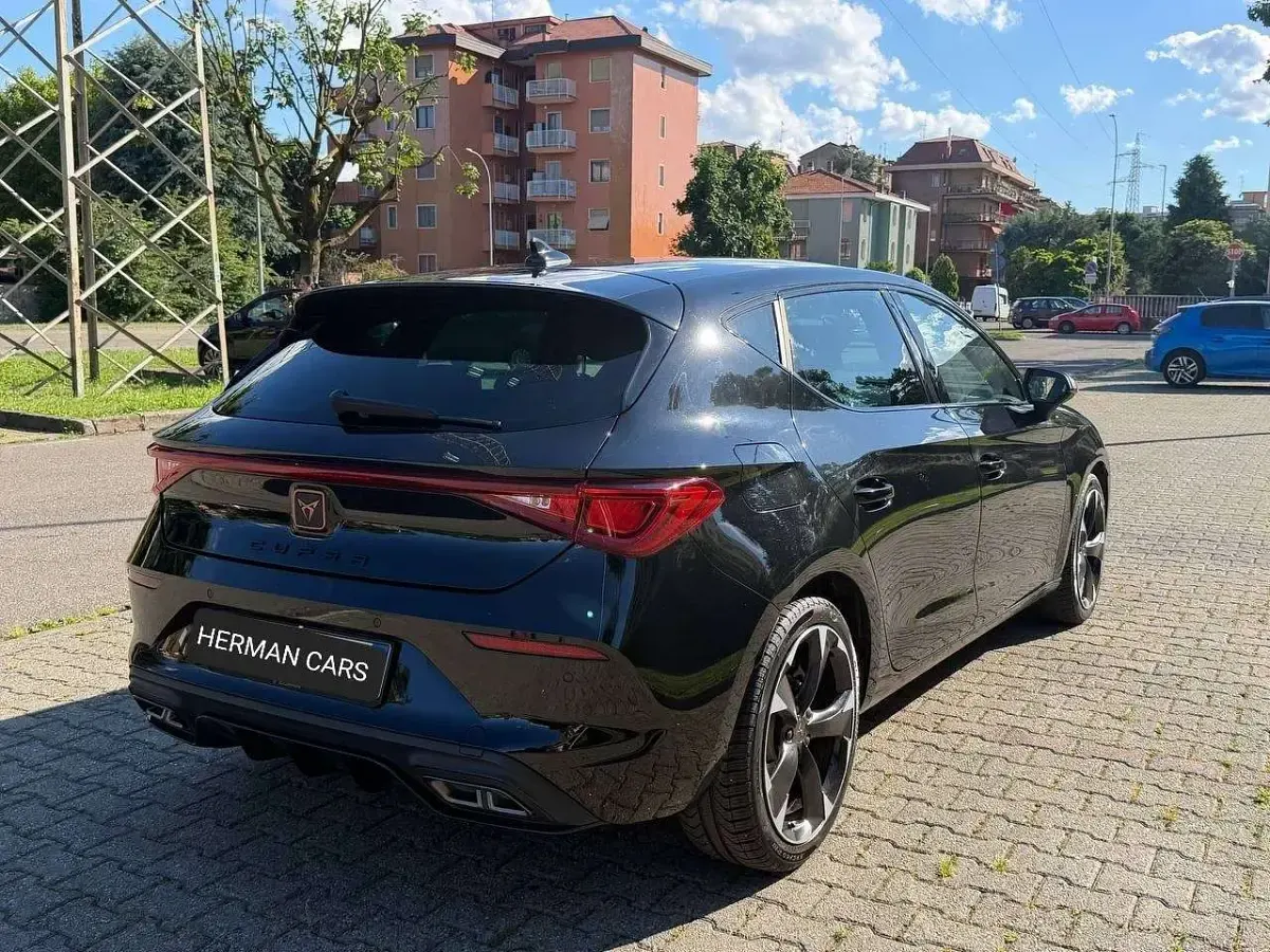 Usata Cupra Leon 150 CV (110 kW) 2024 Nero Berlina