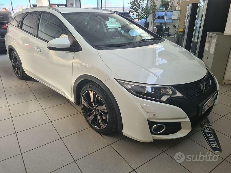 Usata Honda Civic Elegance 120 CV (88 kW) 2017 Bianco Station wagon