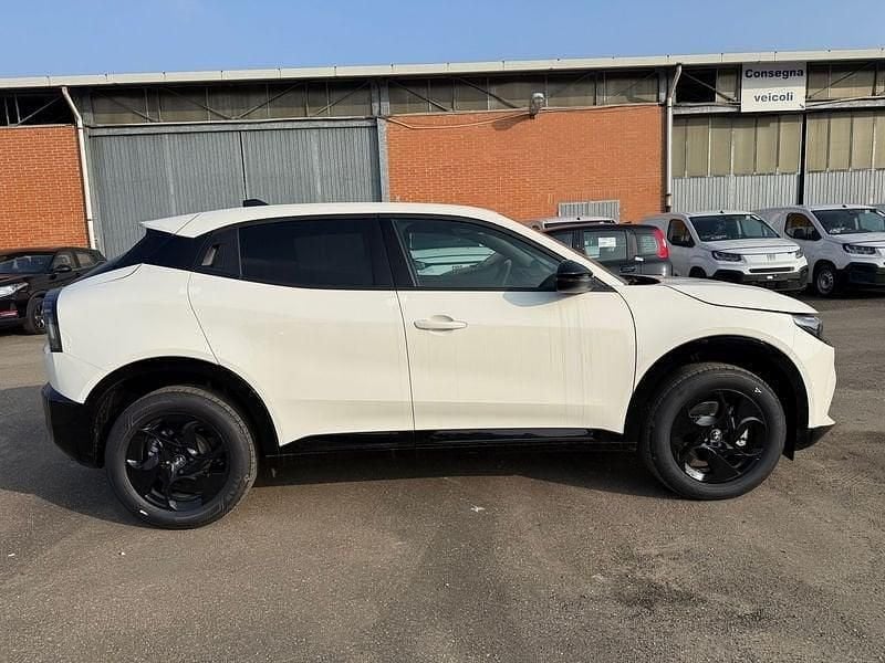 Nuova Alfa Romeo Junior Sprint 145 CV (106 kW) 2026 Other SUV