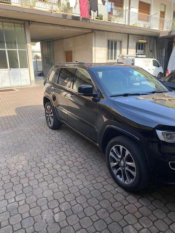 Usata Jeep Grand Cherokee Overland 250 CV (183 kW) 2017 Nero SUV