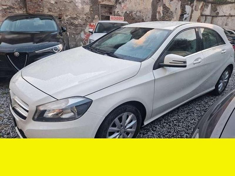 Usata Mercedes A180 109 CV (80 kW) 2013 Bianco Berlina