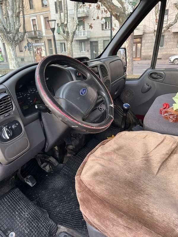 Usata Ford Transit 122 CV (89 kW) 2006 Rosso Furgone