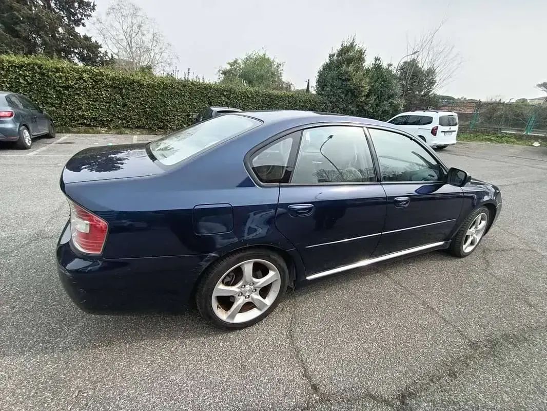 Usata Subaru Legacy 245 CV (180 kW) 2004 Blu/azzurro Berlina