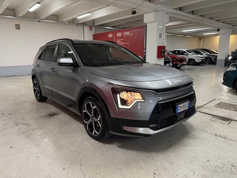Usata Kia Niro Style 105 CV (77 kW) 2023 Steel gray SUV