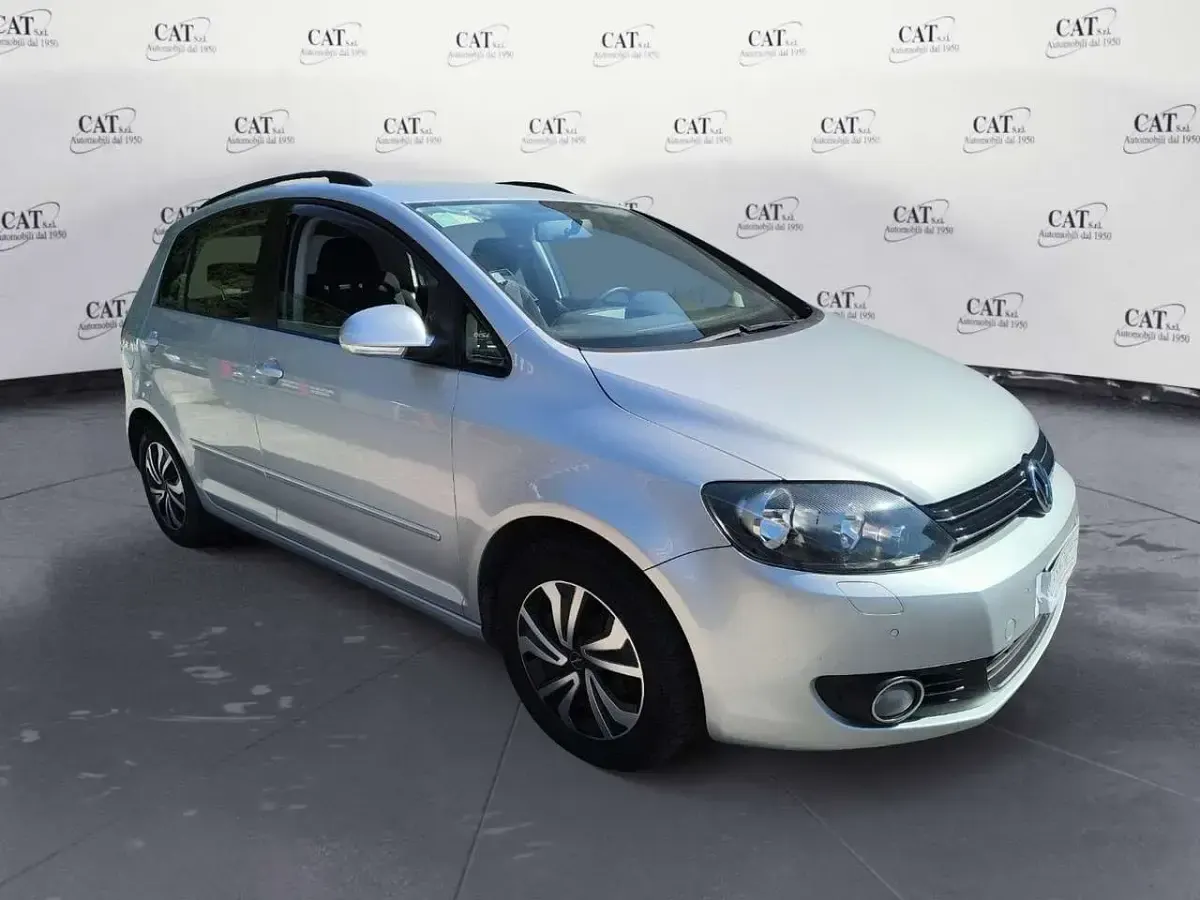 Usata VW Golf Sportsvan Sportline 105 CV (77 kW) 2014 Argento Monovolume