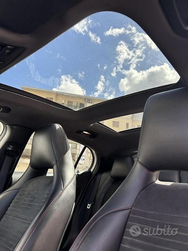 Usata Mercedes GLA220 Premium 170 CV (125 kW) 2014 Bianco SUV