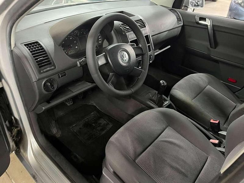 Usata VW Polo 64 CV (47 kW) 2005 Grigio Berlina