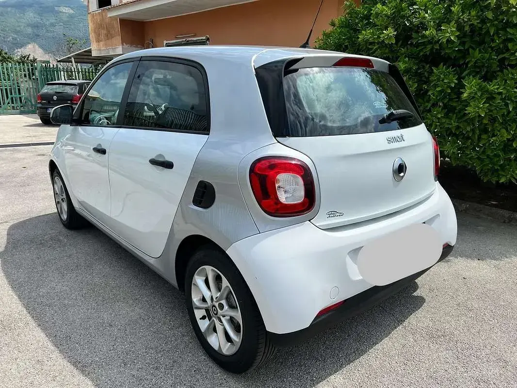 Usata Smart ForFour Passion 75 CV (55 kW) 2018 Utilitaria