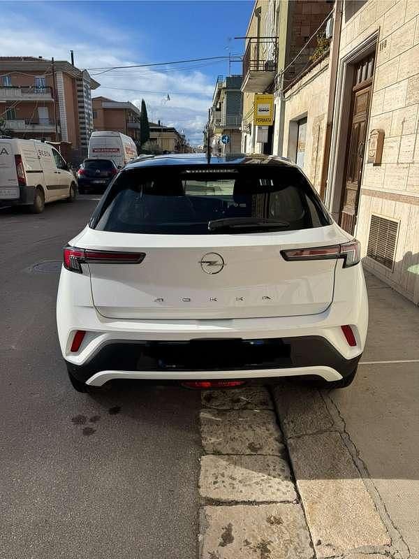 Usata Opel Mokka Edition 101 CV (74 kW) 2022 Bianco SUV