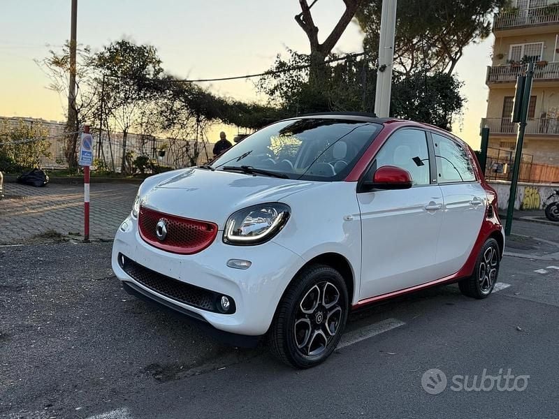 Usata Smart ForFour Passion 2019 Bianco Utilitaria