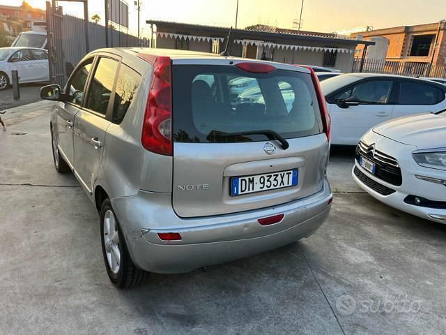 Usata Nissan Note Acenta 88 CV (64 kW) 2008 Grigio Monovolume
