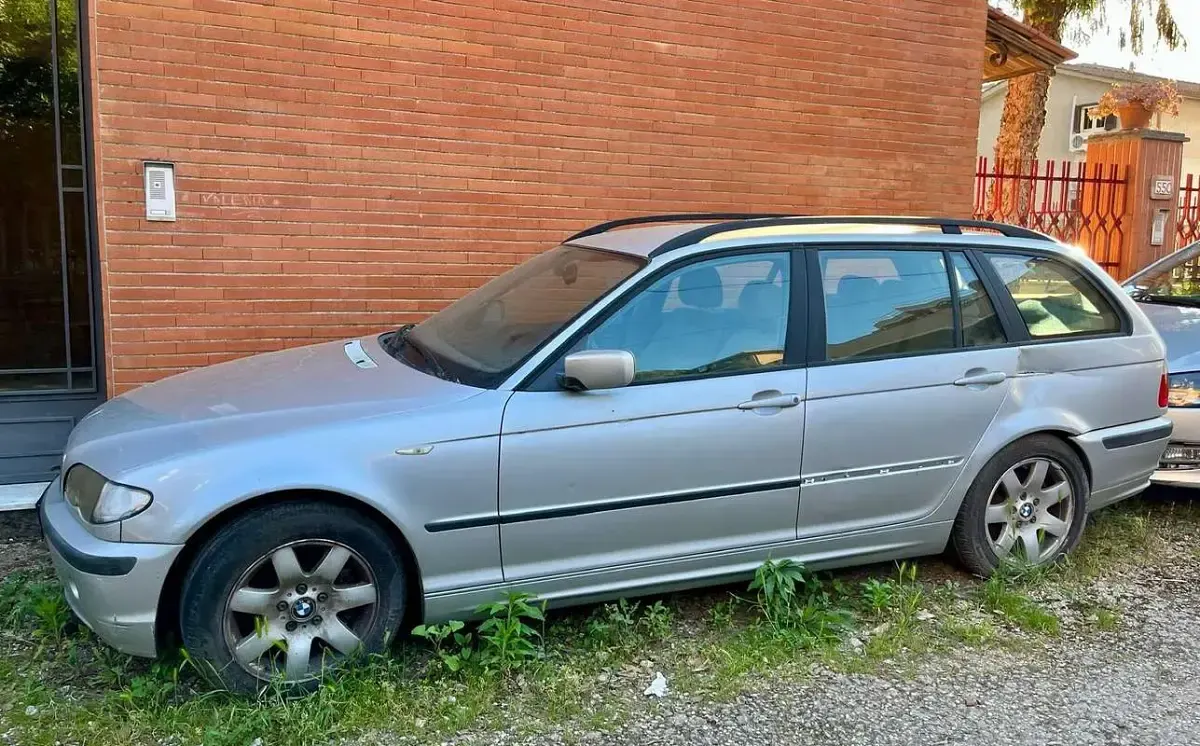 Usata BMW 320 150 CV (110 kW) 2002 Argento Station wagon