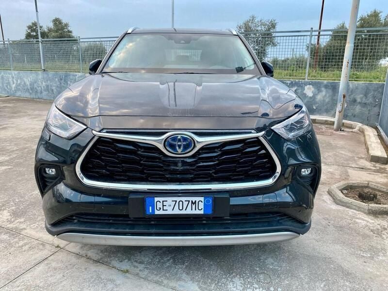 Usata Toyota Highlander Executive 190 CV (139 kW) 2021 Nero SUV