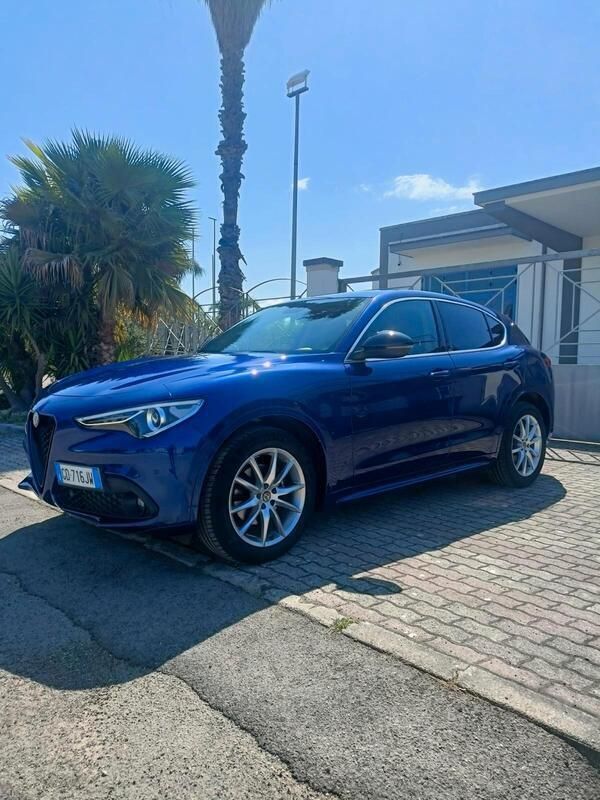 Usata Alfa Romeo Stelvio Veloce 190 CV (139 kW) 2020 Blu SUV
