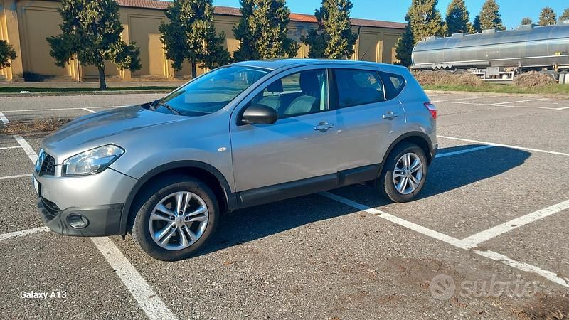 Usata Nissan Qashqai 115 CV (84 kW) 2010 Grigio SUV