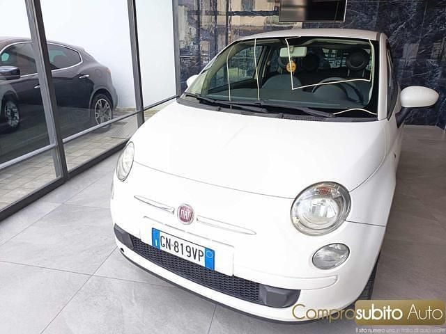 Usata Fiat 500 Lounge 95 CV (69 kW) 2010 Bianco Utilitaria