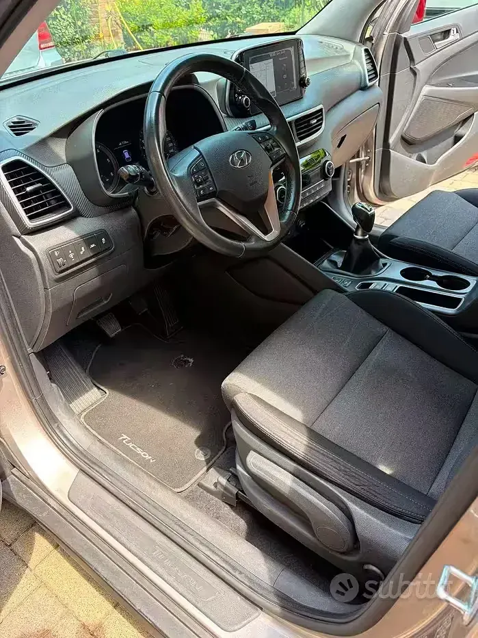 Usata Hyundai Tucson 116 CV (85 kW) 2020 Grigio SUV
